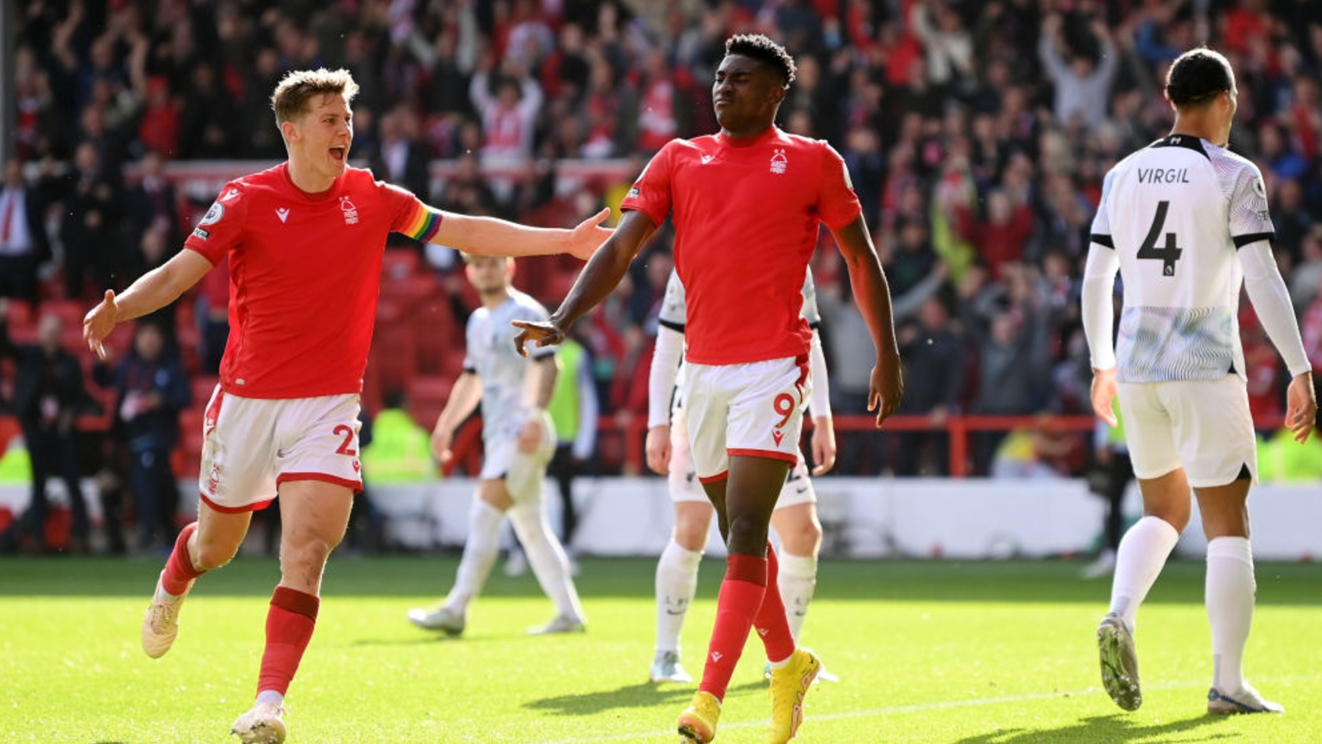 不仅仅是球 不仅仅是球